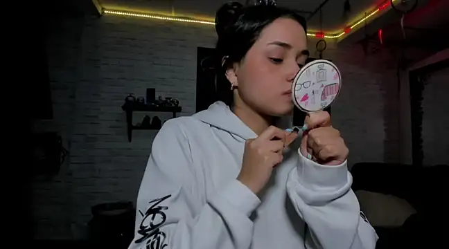 Kimmymadison- online show from 12/04/24, 11:13