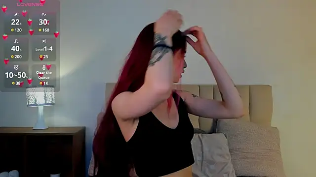 Roxxy mora online show from 01/14/25, 08:48