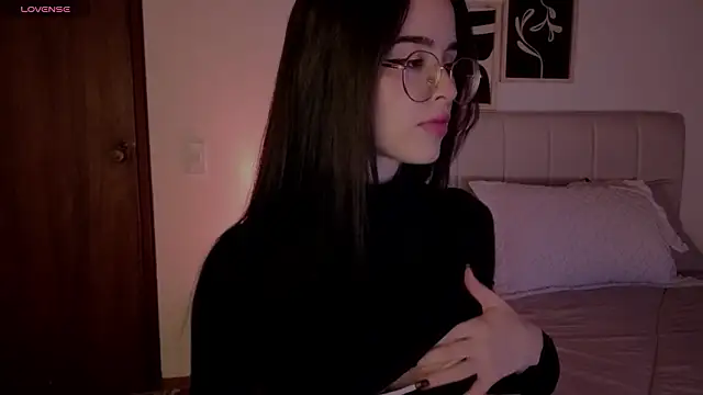 Roxxy mora online show from 02/23/26, 10:40