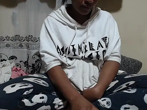 Linda sexy online show from 09/28/25, 03:39