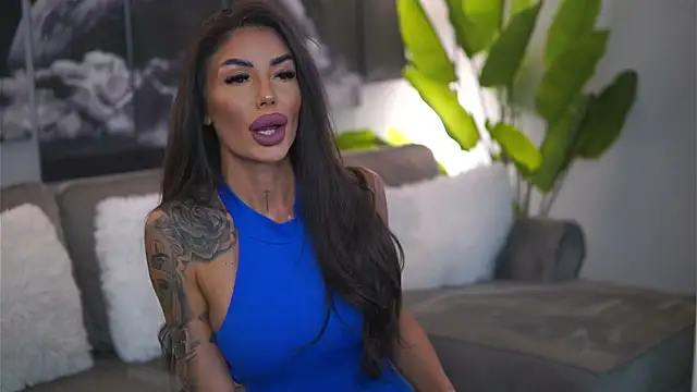 RaquelleVon online show from 09/12/25, 07:19