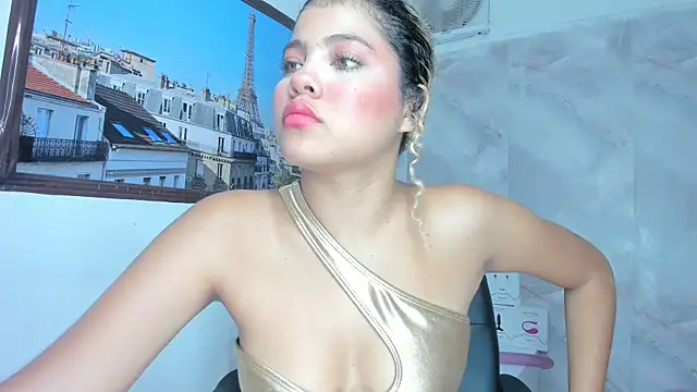 sofiacastillo01 online show from 05/29/26, 01:31