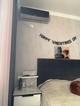 Snapshot of LoveGameSexx chatting on 03/01/25, 08:13 LoveGameSexx online show from 03/01/25, 08:13