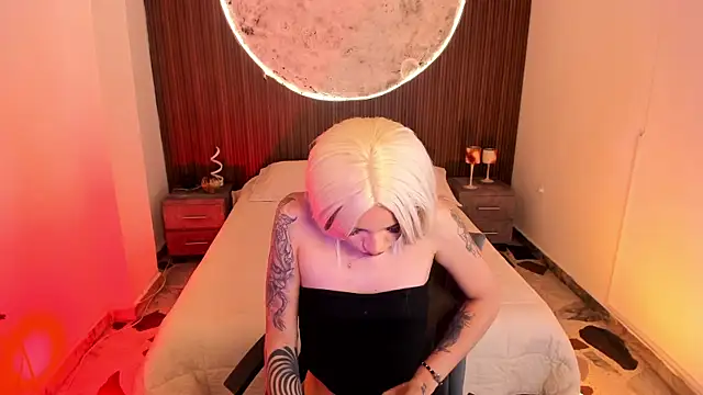 VictoriaRosse  online show from 04/14/26, 11:33