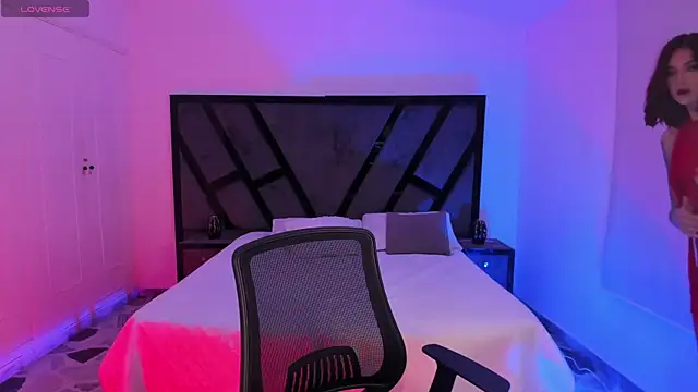 VictoriaRosse  online show from 04/17/26, 11:08