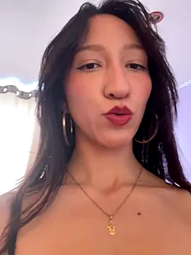 peiton steele7 online show from 10/03/25, 07:00