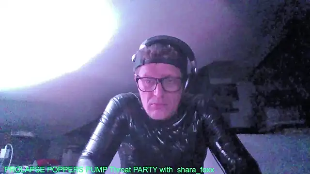 Bigthroaterboy online show from 10/29/25, 09:27