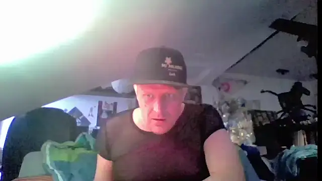 Bigthroaterboy online show from 06/01/26, 06:42