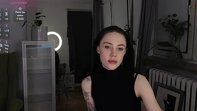 Sara Tranquil online show from 03/06/25, 09:09