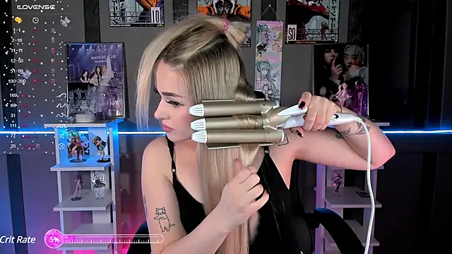 Ellen Soft online show from 03/04/25, 04:41