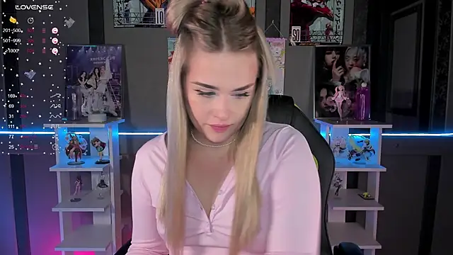 Ellen Soft online show from 09/22/25, 05:15