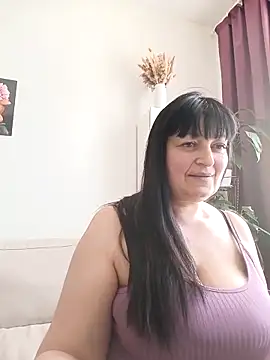 Snapshot of Women-pleasures chatting on 03/17/26, 08:28 Women-pleasures online show from 03/17/26, 08:28