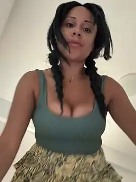 HaileyDiana online show from 07/24/26, 02:04