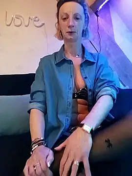 tatianasexymilf online show from 01/17/26, 04:00