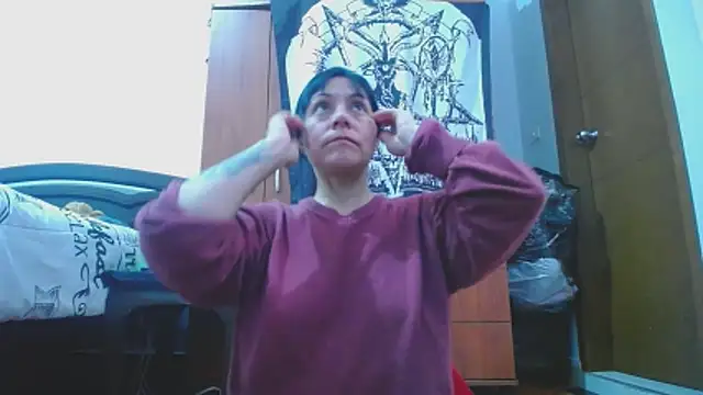 lili peach online show from 02/18/26, 09:33