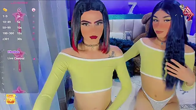 Snapshot of Baby_Aliz chatting on 02/11/25, 04:11 Baby Aliz online show from 02/11/25, 04:11