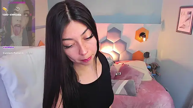 Snapshot of Melissa_Koster chatting on 01/10/25, 10:04 Melissa Koster online show from 01/10/25, 10:04