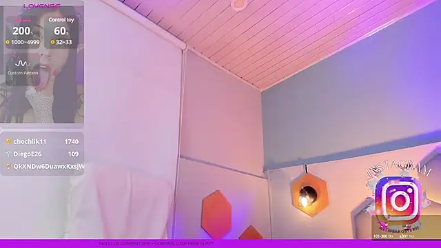 Snapshot of Melissa_Koster chatting on 03/07/25, 03:29 Melissa Koster online show from 03/07/25, 03:29