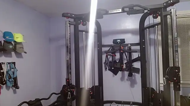 Snapshot of DaddySnowXX chatting on 11/01/25, 04:03 DaddySnowXX online show from 11/01/25, 04:03