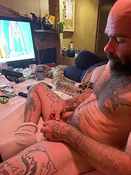 Snapshot of WilldoPita chatting on 01/07/25, 03:57 WilldoPita online show from 01/07/25, 03:57