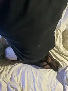 Snapshot of WilldoPita chatting on 02/06/25, 03:27 WilldoPita online show from 02/06/25, 03:27