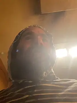 Snapshot of WilldoPita chatting on 02/17/25, 12:32 WilldoPita online show from 02/17/25, 12:32