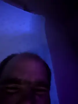 Snapshot of WilldoPita chatting on 10/02/25, 03:02 WilldoPita online show from 10/02/25, 03:02