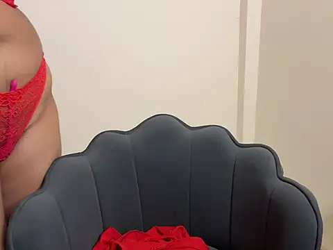 Snapshot of Okaysimran chatting on 02/19/25, 02:55 Okaysimran online show from 02/19/25, 02:55