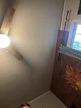 Snapshot of trash4cash chatting on 03/05/25, 09:26 trash4cash online show from 03/05/25, 09:26