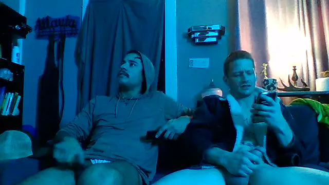 Snapshot of trash4cash chatting on 11/29/25, 12:24 trash4cash online show from 11/29/25, 12:24