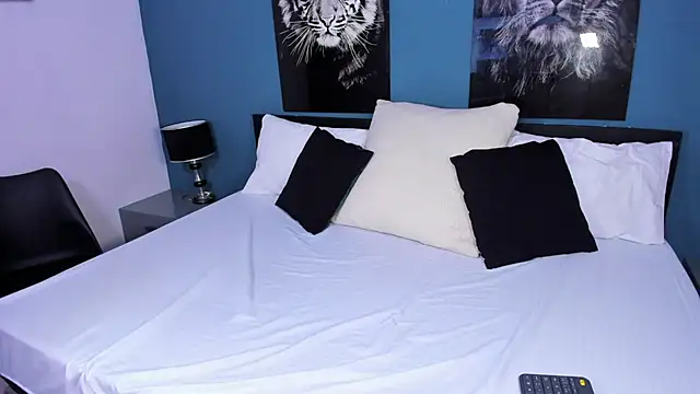 Snapshot of Liana_Bernocchi chatting on 03/14/25, 08:28 Liana Bernocchi online show from 03/14/25, 08:28