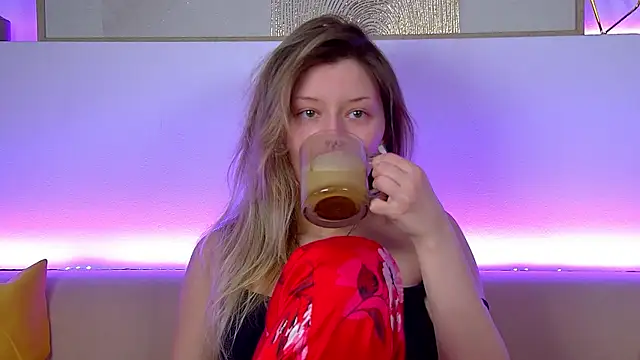 LiliaBianka online show from 02/06/25, 06:29