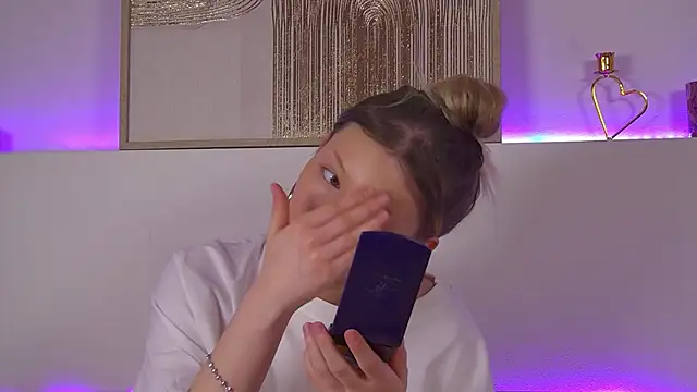 LiliaBianka online show from 03/18/25, 06:36