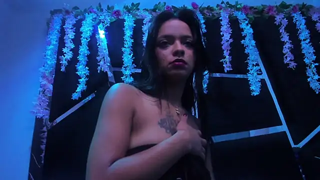 MaddyHudson online show from 10/10/25, 05:56