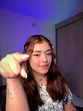 Snapshot of JoselinFlower_ chatting on 12/02/24, 03:37 JoselinFlower online show from 12/02/24, 03:37