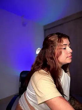 Snapshot of JoselinFlower_ chatting on 12/04/24, 03:26 JoselinFlower online show from 12/04/24, 03:26