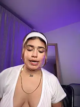 Snapshot of JoselinFlower_ chatting on 03/02/25, 02:19 JoselinFlower online show from 03/02/25, 02:19