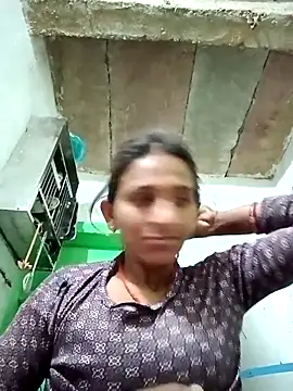 Baby  Shreya online show from 12/20/25, 09:44