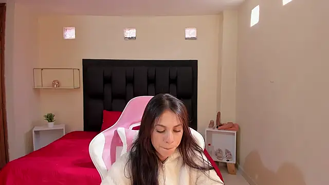 Snapshot of shanakendal2 chatting on 01/18/25, 07:37 shanakendal2 online show from 01/18/25, 07:37