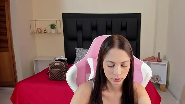 Snapshot of shanakendal2 chatting on 01/31/25, 01:34 shanakendal2 online show from 01/31/25, 01:34