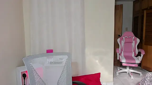 Snapshot of shanakendal2 chatting on 02/27/25, 08:53 shanakendal2 online show from 02/27/25, 08:53