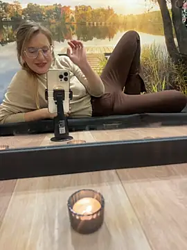 Snapshot of Vanilladreams chatting on 02/18/26, 05:42 Vanilladreams online show from 02/18/26, 05:42