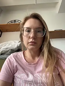 Vanilladreams online show from 05/14/26, 04:03