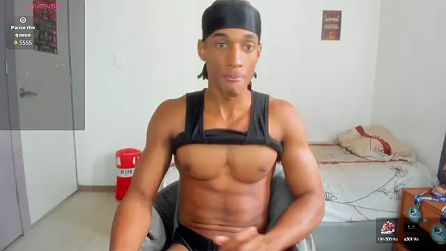 Snapshot of Malkongarcia chatting on 10/03/25, 07:00 Malkongarcia online show from 10/03/25, 07:00