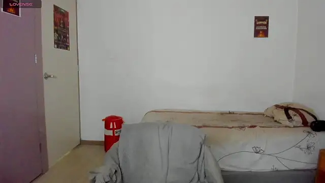 Snapshot of Malkongarcia chatting on 10/10/25, 11:26 Malkongarcia online show from 10/10/25, 11:26