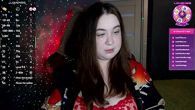 Snapshot of Valeri-Star chatting on 11/12/25, 10:48 Valeri-Star online show from 11/12/25, 10:48