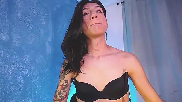 sofiaa grey  online show from 01/02/25, 07:07