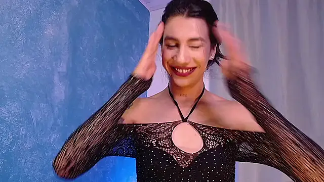 sofiaa grey  online show from 01/14/25, 04:50