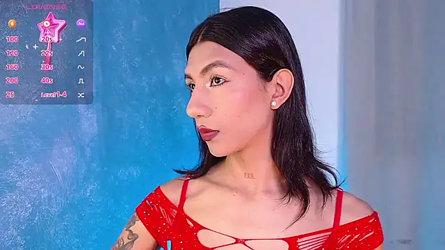 sofiaa grey  online show from 01/21/25, 12:29