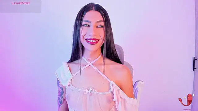 sofiaa grey  online show from 11/29/25, 04:32